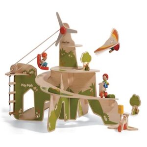 Natural Toys and Games for a Green Holiday Image